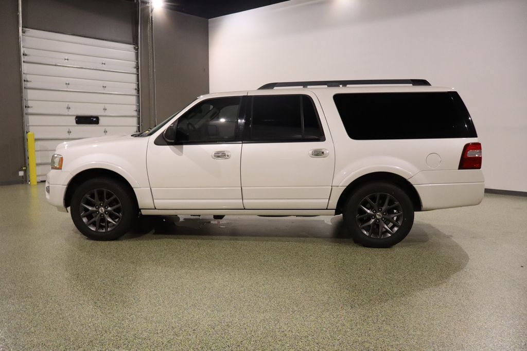 Used 2017 Ford Expedition EL Limited w/ Equipment Group 301A AWD/4WD image 5