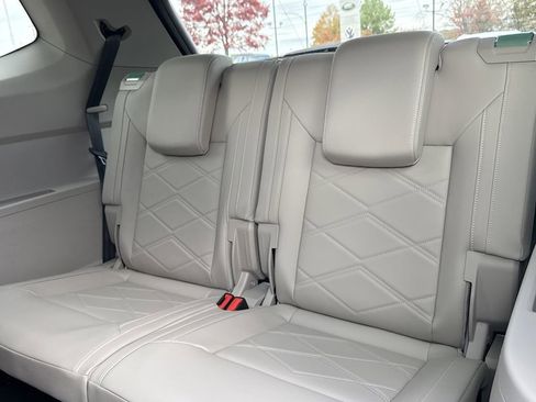 New 2026 Volkswagen Atlas SE image 15