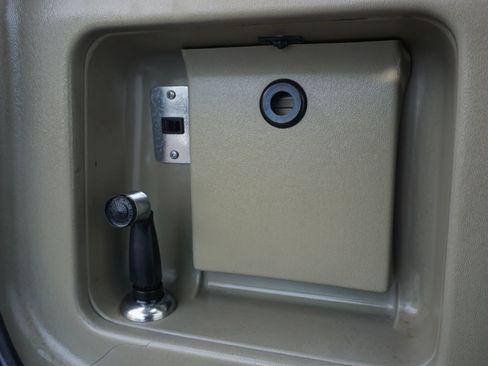 Used 1997 Volkswagen Eurovan Camper FWD image 21