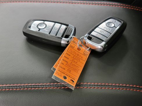Used 2024 Ford Explorer ST-Line w/ Class IV Trailer Tow Package AWD/4WD image 30