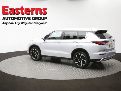 Used 2024 Mitsubishi Outlander SE AWD/4WD image 62