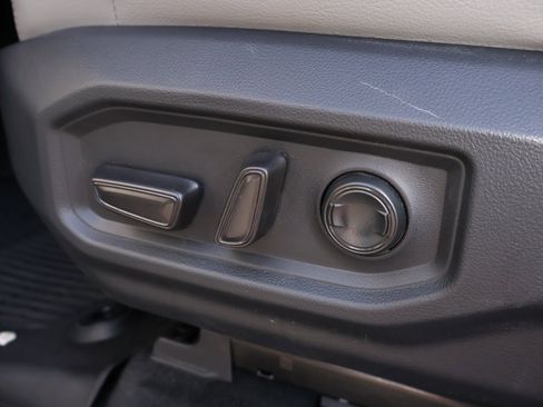 Used 2024 Toyota Tundra Limited w/ TRD Off-Road Package image 10