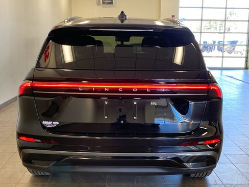 New 2026 Lincoln Nautilus Reserve w/ Jet Appearance Package image 6