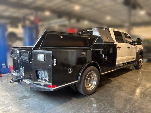 Used 2025 Ford F550 4x4 Crew Cab Super Duty w/ XL Chrome Package image 2