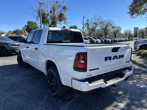 New 2026 RAM 1500 4x4 Crew Cab image 5