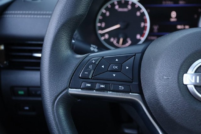 Certified 2024 Nissan Sentra SV FWD image 11