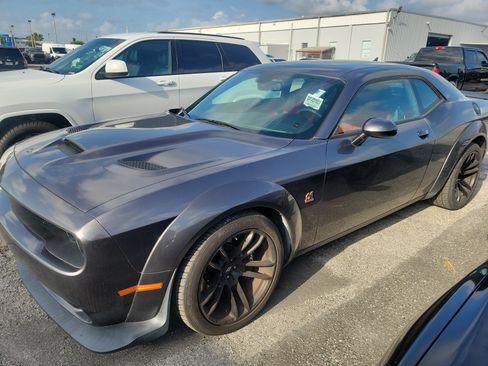 Used 2021 Dodge Challenger R/T Scat Pack RWD image 10