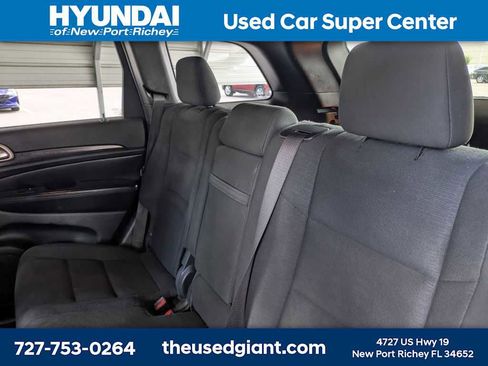 Used 2014 Jeep Grand Cherokee Laredo w/ Security & Convenience Group AWD/4WD image 17