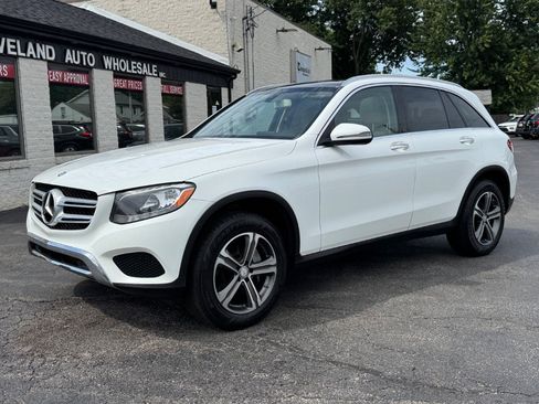 Used 2017 Mercedes-Benz GLC 300 4MATIC w/ Premium 1 Package image 1
