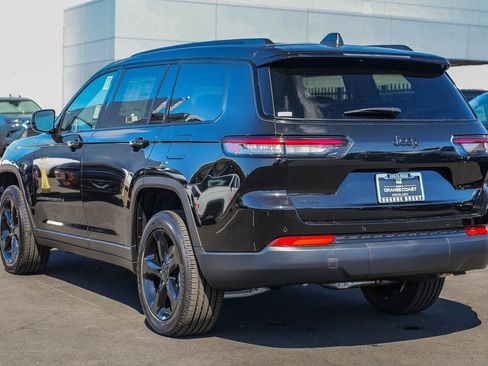 New 2025 Jeep Grand Cherokee L Altitude image 6