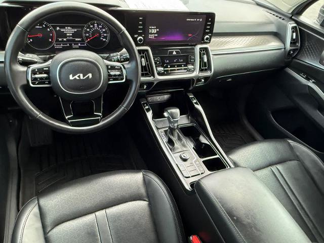 Used 2023 Kia Sorento S FWD image 13
