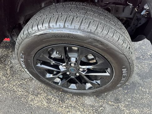 Used 2025 Jeep Wrangler Sahara w/ Safety Group image 13