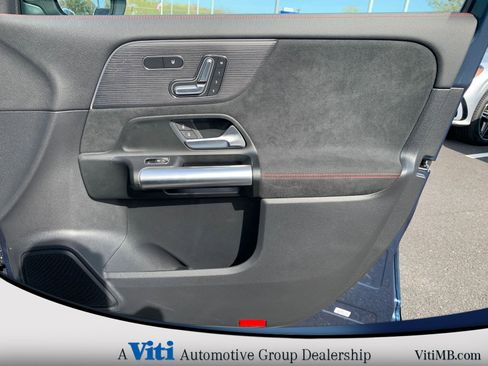 Used 2023 Mercedes-Benz GLA 250 4MATIC image 28