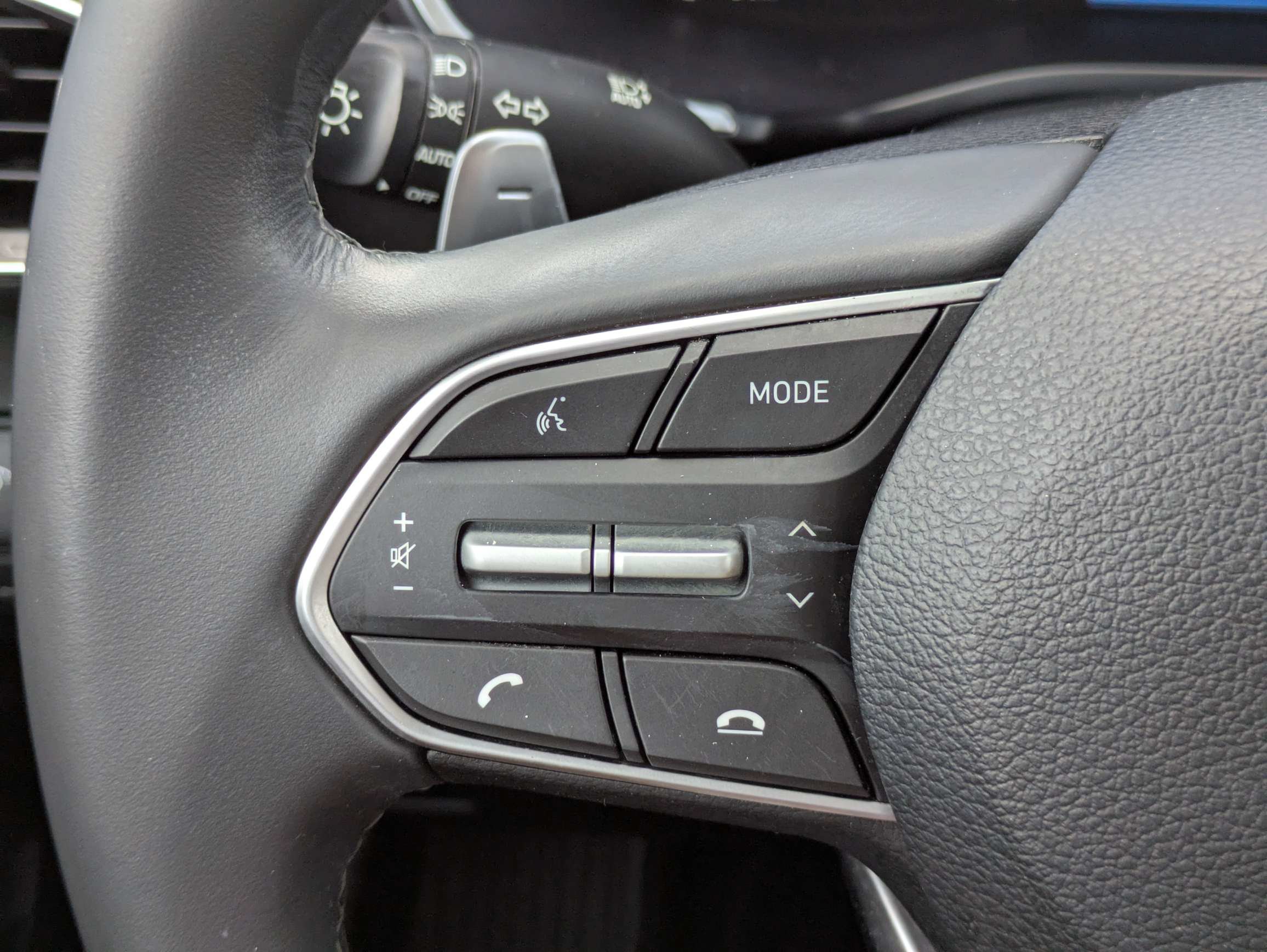 Used 2023 Hyundai Santa Fe SEL w/ Premium Package FWD image 25