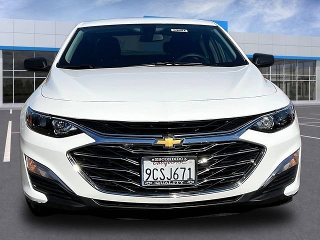 Certified 2022 Chevrolet Malibu LS FWD image 2