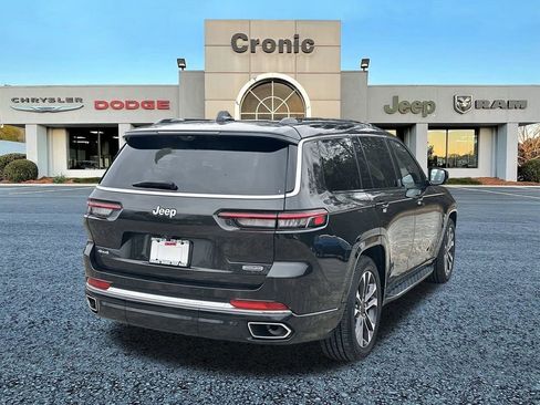 Used 2024 Jeep Grand Cherokee L Overland w/ Advanced Protech Group III image 3