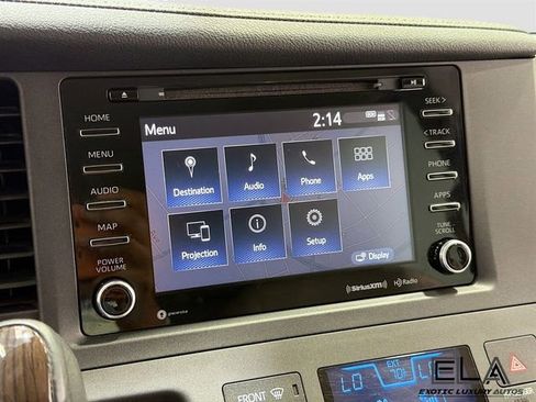 Used 2019 Toyota Sienna XLE w/ XLE Navigation Package AWD/4WD image 16
