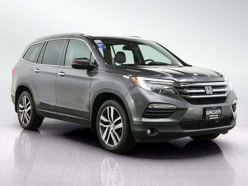 Used 2017 Honda Pilot Elite image 7