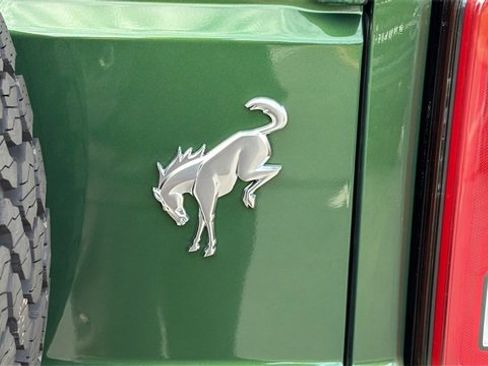 New 2025 Ford Bronco Outer Banks w/ Sasquatch Package image 13