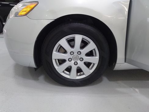 Used 2007 Toyota Camry FWD image 26