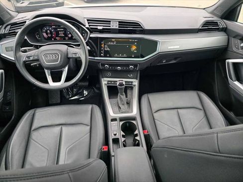 Certified 2023 Audi Q3 2.0T Premium w/ Convenience Package AWD/4WD image 18