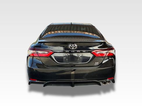 Used 2022 Toyota Camry SE AWD/4WD image 6