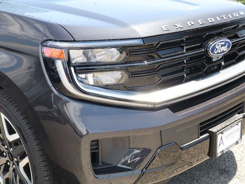 New 2027 Ford Expedition Platinum AWD/4WD image 9