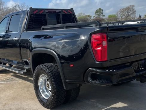 Used 2022 Chevrolet Silverado 3500 High Country w/ Safety Package II image 6