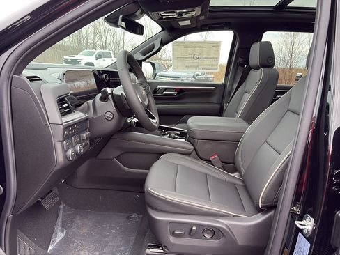 New 2026 Chevrolet Tahoe Premier w/ Sun And Tow Package AWD/4WD image 18