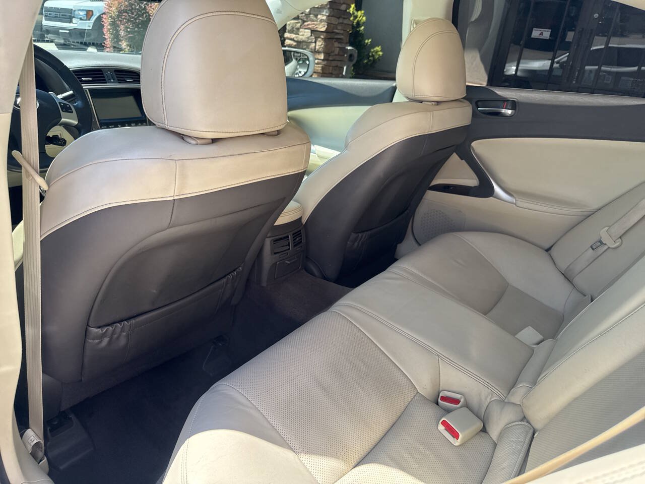 Used 2011 Lexus IS 250 w/ Premium Pkg Value Edition RWD image 12