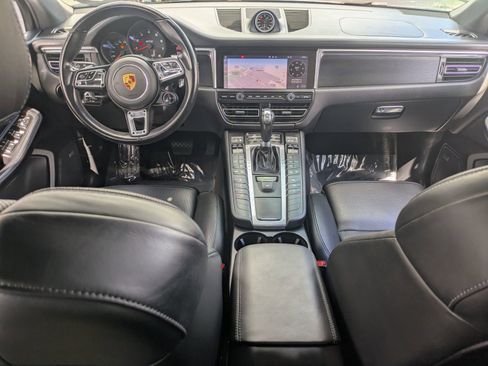 Used 2021 Porsche Macan GTS image 16