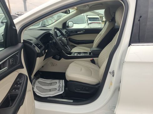 Used 2023 Ford Edge Titanium w/ Equipment Group 301A image 17