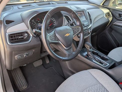 Used 2022 Chevrolet Equinox LT FWD image 32