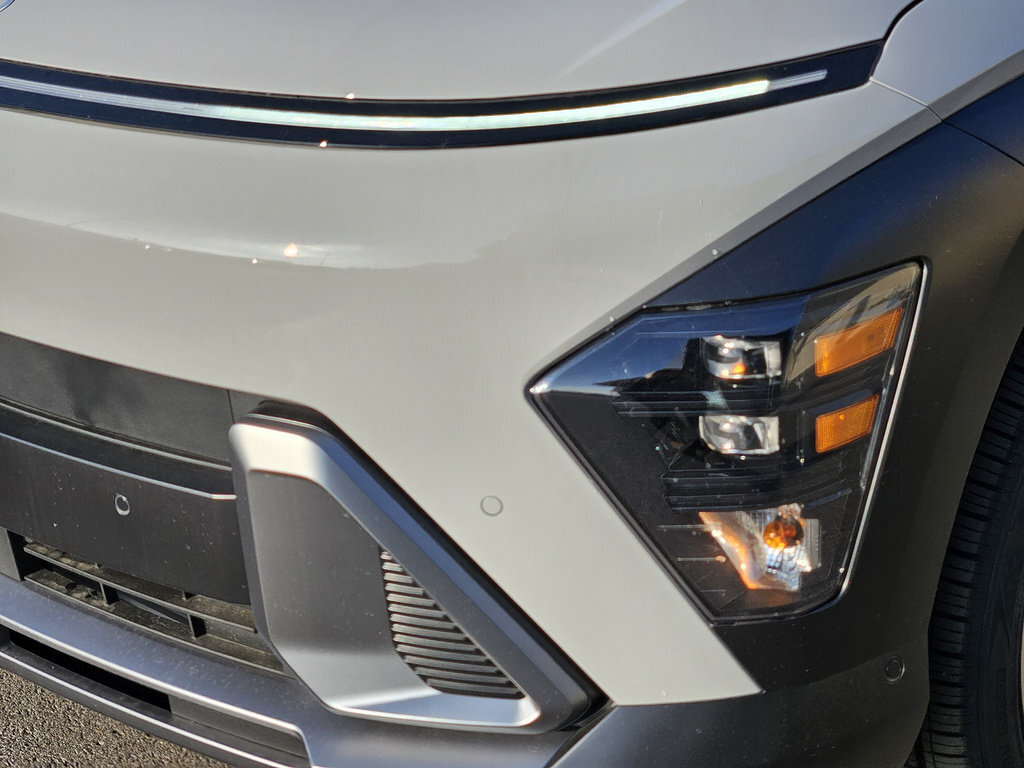 New 2026 Hyundai Kona Limited FWD image 9