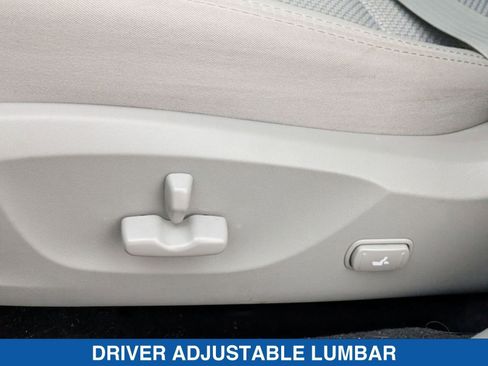 Used 2011 Subaru Forester 2.5X Premium w/ All-Weather Pkg image 26