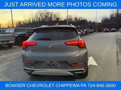 Used 2022 Buick Encore GX Essence w/ Experience Buick Package image 6