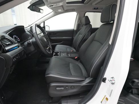 Certified 2025 Honda Odyssey Elite image 7