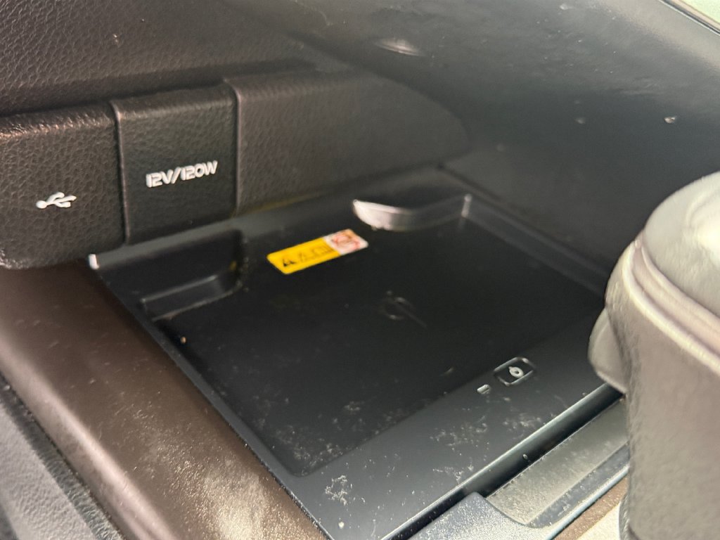 Certified 2022 Toyota Camry SE w/ Cold Weather Package FWD image 35