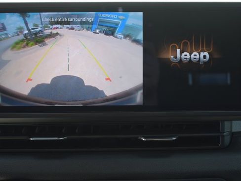 Used 2024 Jeep Wrangler Unlimited AWD/4WD image 24