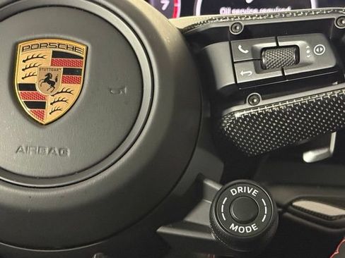 Used 2025 Porsche Cayenne GTS AWD/4WD image 35