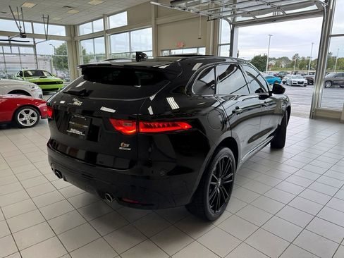 Used 2019 Jaguar F-PACE S image 58