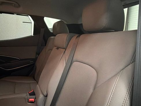 Used 2017 Hyundai Santa Fe Sport FWD image 16