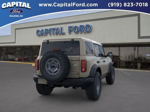 New 2025 Ford Bronco Badlands image 8