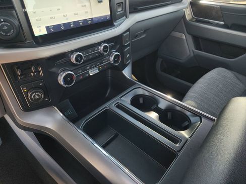 Used 2022 Ford F150 XLT w/ Equipment Group 302A High image 23