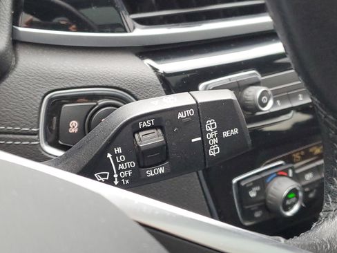 Used 2021 BMW X1 xDrive28i w/ Premium Package image 16