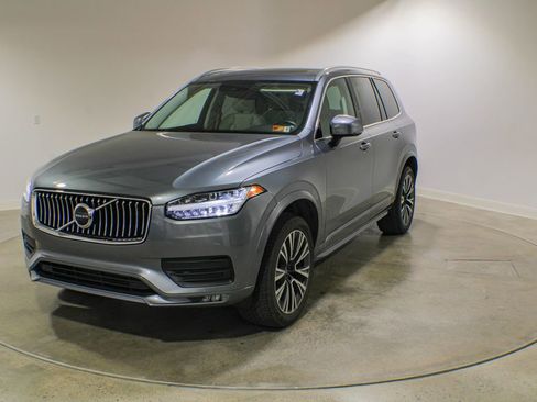 Used 2020 Volvo XC90 T5 Momentum w/ Protection Package AWD/4WD image 1