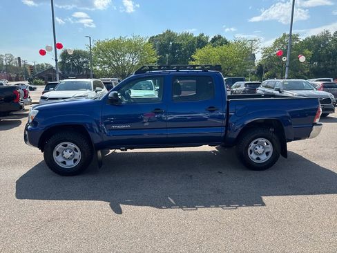 Used 2015 Toyota Tacoma 4x4 Double Cab w/ SR5 Package image 4