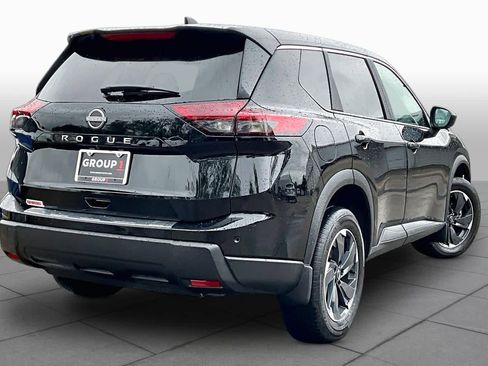 Used 2026 Nissan Rogue SV FWD image 12