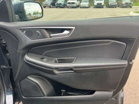 Used 2023 Ford Edge Titanium w/ Equipment Group 301A AWD/4WD image 10