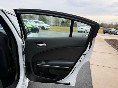 Used 2023 Dodge Charger R/T w/ Cold Weather Package image 17